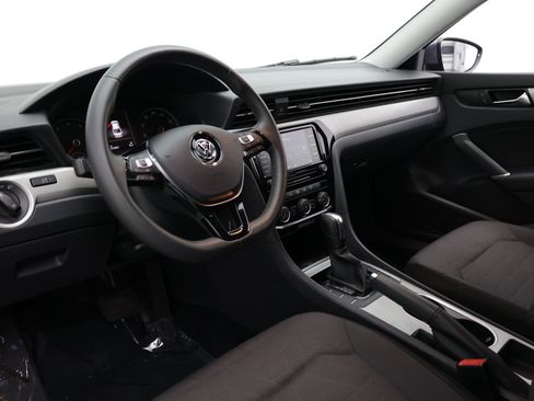 Used 2021 Volkswagen Passat 2.0T S FWD image 11