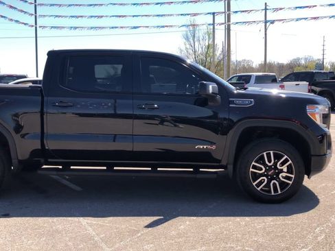 Used 2019 GMC Sierra 1500 AT4 w/ AT4 Premium Package image 9
