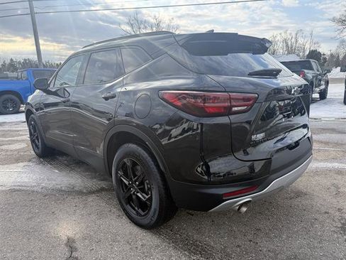 Used 2024 Chevrolet Blazer LT w/ Convenience Package image 4