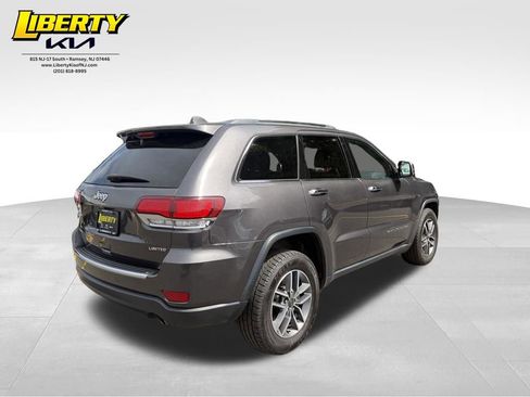 Used 2021 Jeep Grand Cherokee Limited AWD/4WD image 7