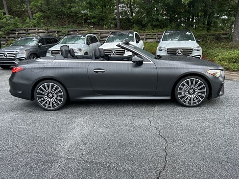 Certified 2024 Mercedes-Benz CLE 450 4MATIC Cabriolet image 10