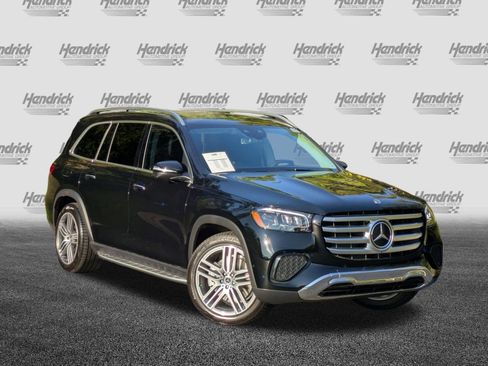 New 2026 Mercedes-Benz GLS 450 4MATIC image 2