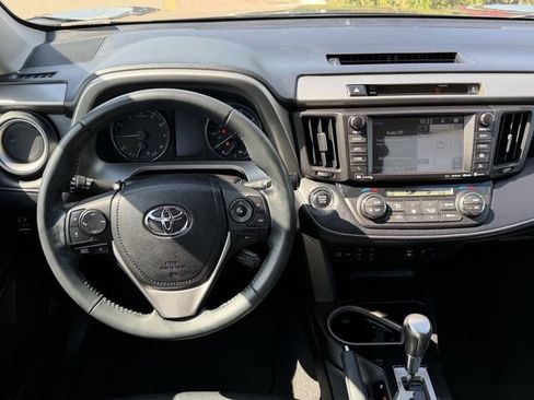 Used 2016 Toyota RAV4 Limited w/ Advanced Technology Package FWD image 10