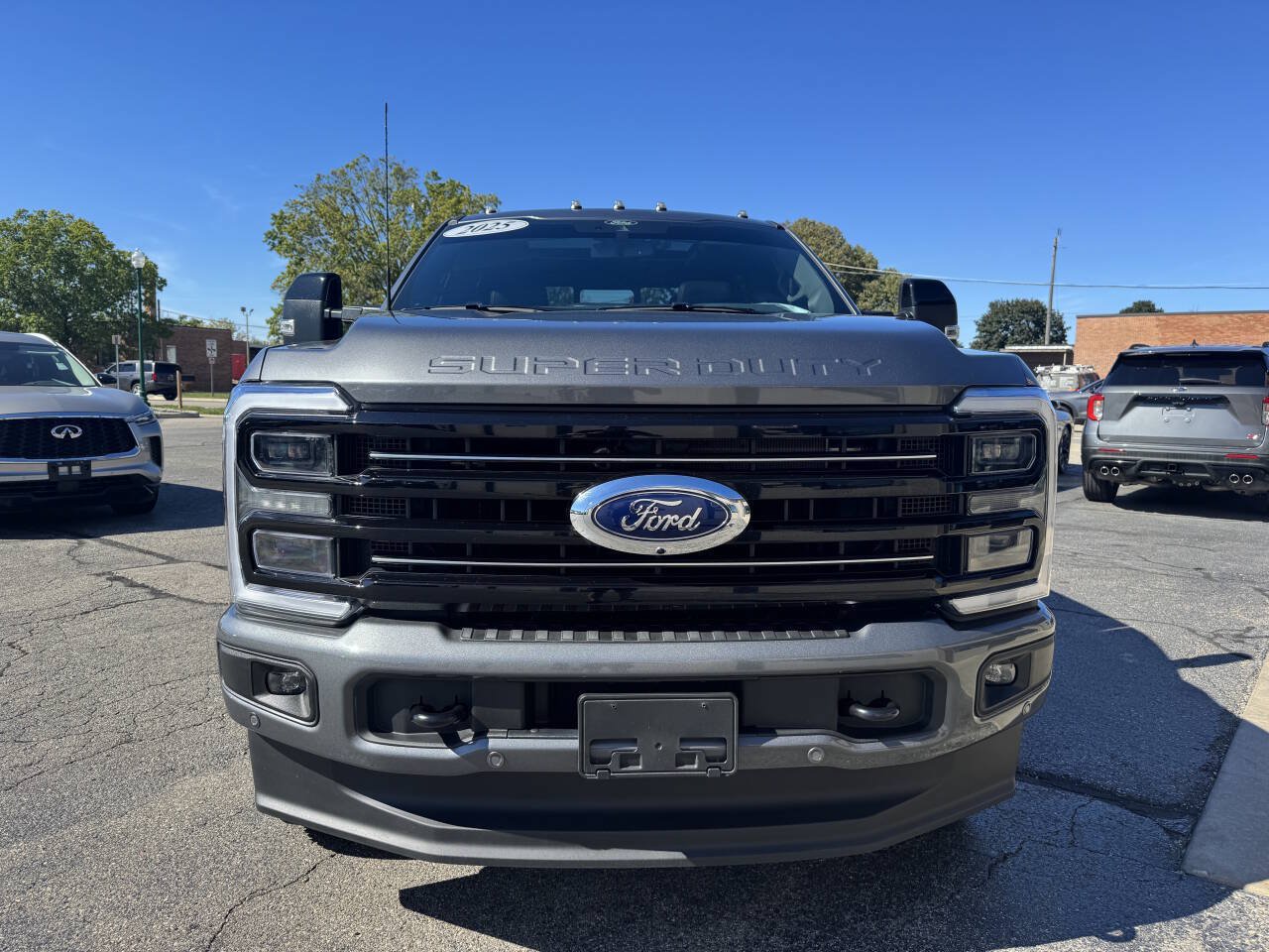 Used 2025 Ford F250 Platinum AWD/4WD image 5
