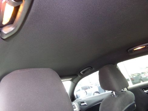 Used 2014 Dodge Charger SE RWD image 16