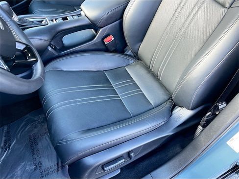 Used 2024 Honda HR-V EX-L image 18