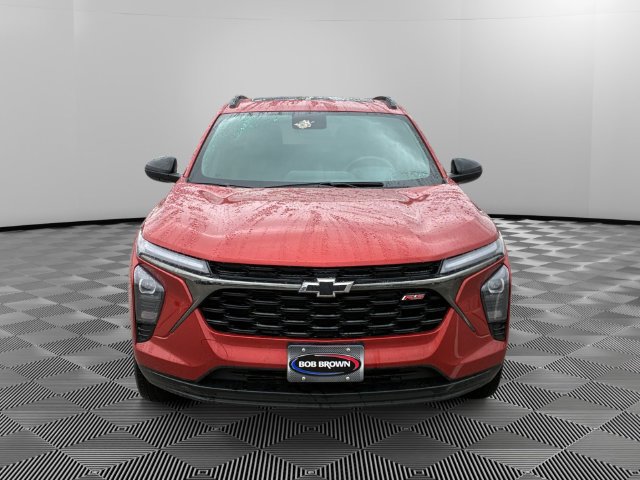 Used 2024 Chevrolet Trax RS w/ Sunroof Package FWD image 8