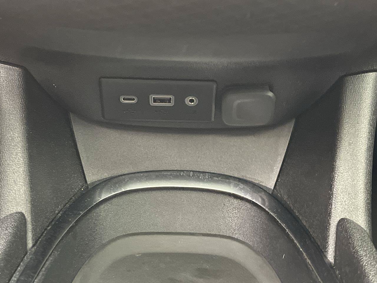 Used 2024 Chevrolet Malibu LT FWD image 23