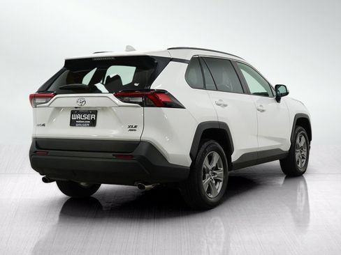 Used 2025 Toyota RAV4 XLE w/ Convenience Package AWD/4WD image 5