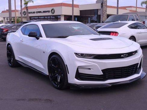 Used 2021 Chevrolet Camaro SS image 3