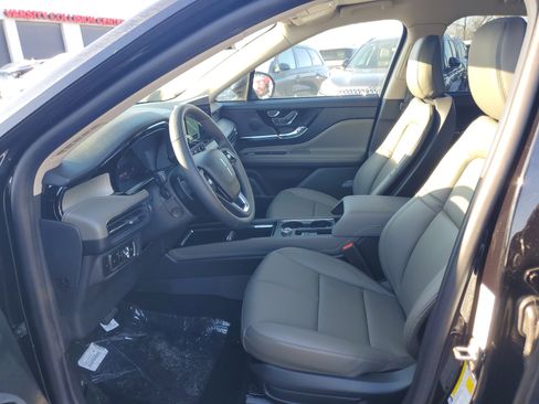 New 2026 Lincoln Corsair Premiere image 12