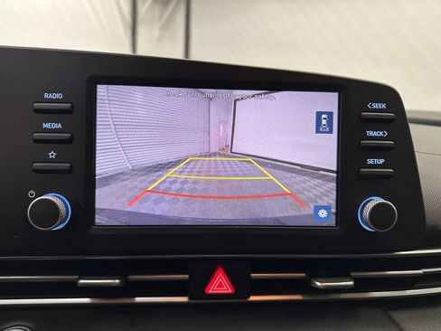 Used 2023 Hyundai Elantra SEL FWD image 27