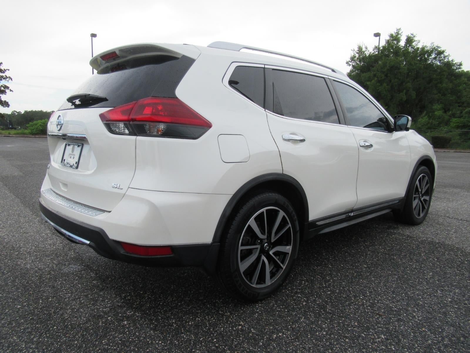 Used 2018 Nissan Rogue SL w/ Premium Package FWD image 7