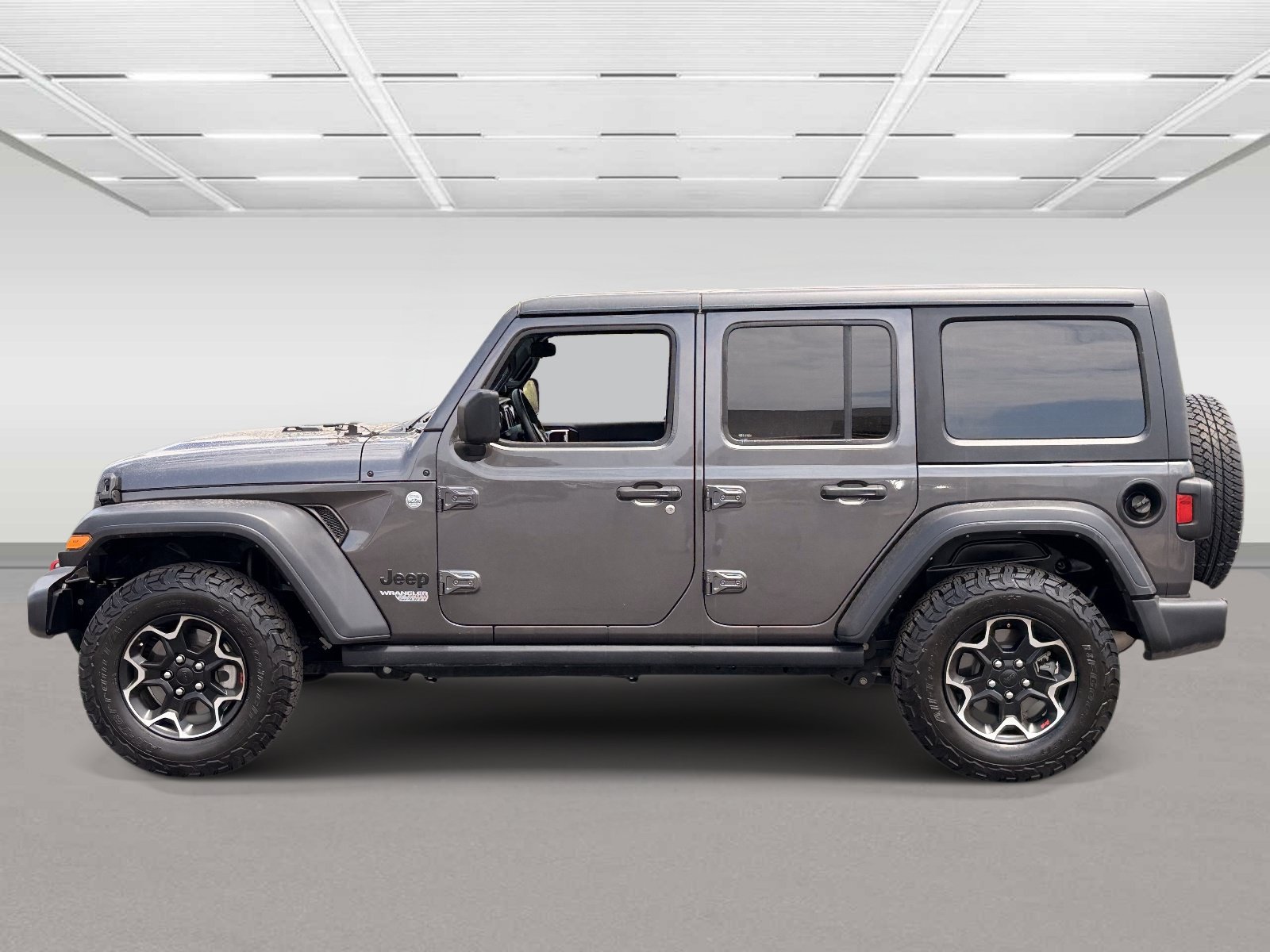 Used 2021 Jeep Wrangler Unlimited Sport AWD/4WD image 2