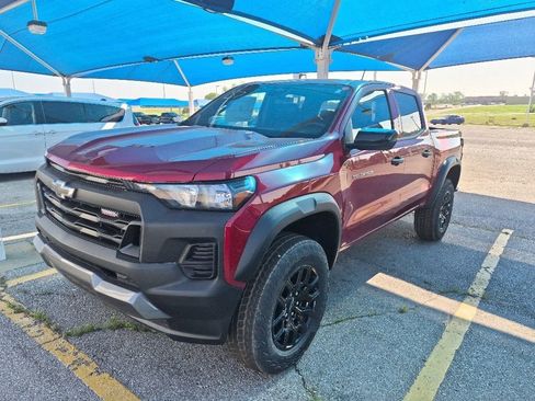 New 2026 Chevrolet Colorado Trail Boss AWD/4WD image 2