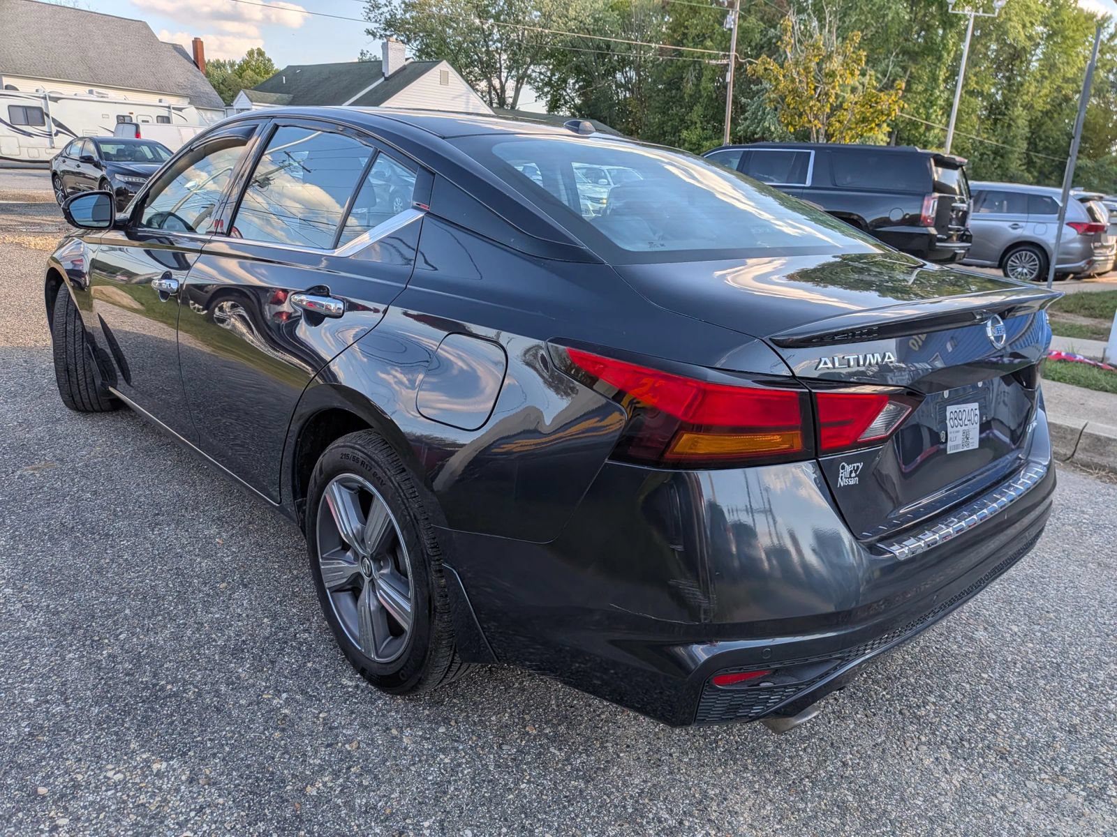 Used 2019 Nissan Altima 2.5 SV AWD/4WD image 3