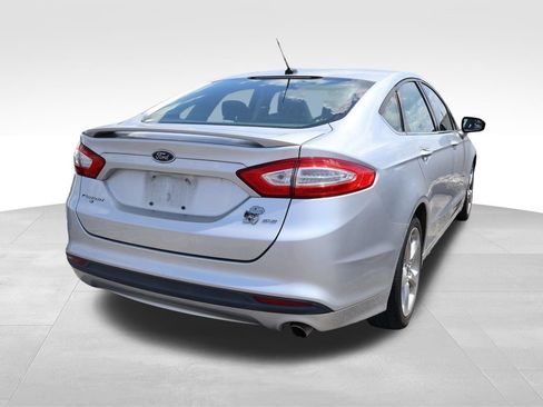 Used 2014 Ford Fusion SE w/ Equipment Group 201A FWD image 15