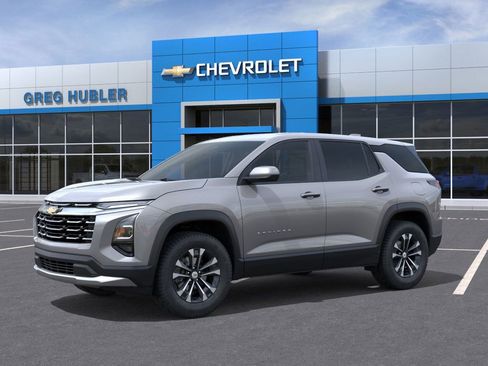 New 2026 Chevrolet Equinox LT w/ Convenience Package II image 2