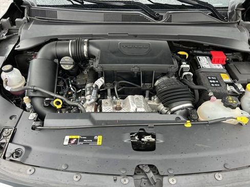 Used 2023 Jeep Compass Latitude image 21