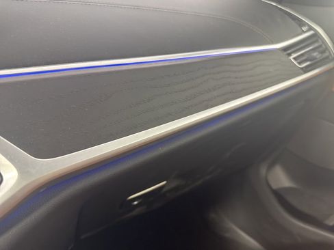 Certified 2022 BMW X7 M50i w/ Dynamic Handling Package image 18