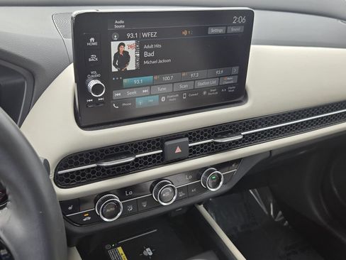 Certified 2024 Honda HR-V EX-L image 20