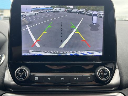 Used 2021 Ford EcoSport SE image 3