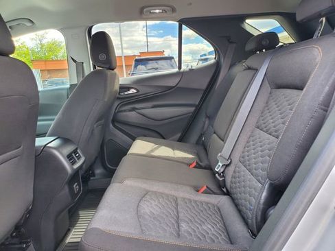 Used 2019 Chevrolet Equinox LT FWD image 25