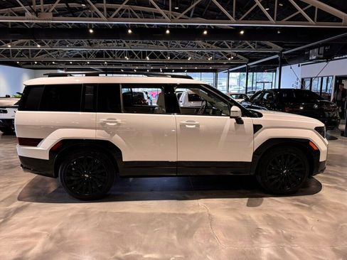 Used 2024 Hyundai Santa Fe Calligraphy image 6