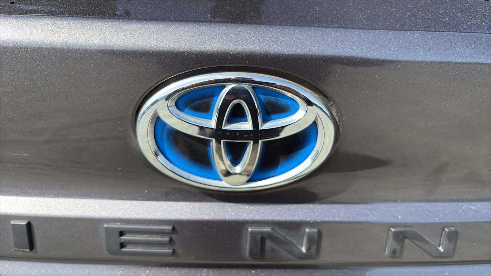 Used 2021 Toyota Sienna XLE AWD/4WD image 31