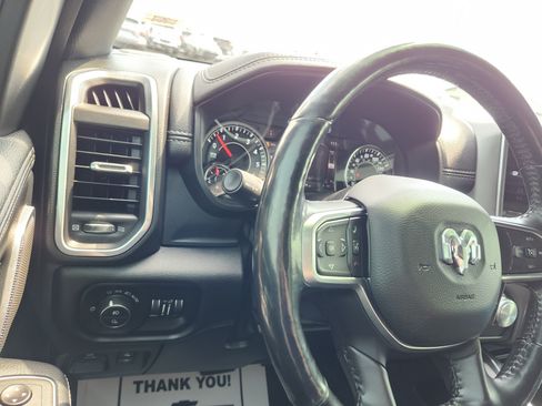 Used 2020 RAM 1500 Laramie AWD/4WD image 23