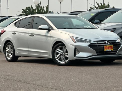 Used 2020 Hyundai Elantra SEL FWD image 2