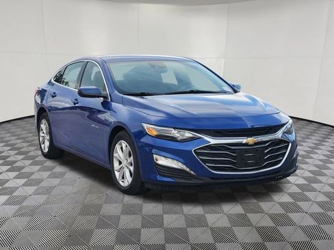 Used 2023 Chevrolet Malibu LT FWD image 2