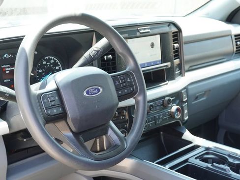 Used 2025 Ford F250 XLT w/ FX4 Off-Road Package AWD/4WD image 17