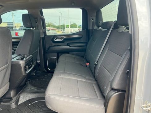 Used 2024 Chevrolet Silverado 1500 RST w/ Max Trailering Package AWD/4WD image 17