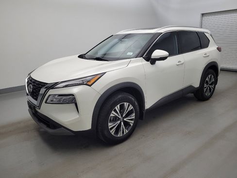 Used 2021 Nissan Rogue SV w/ Premium Package AWD/4WD image 2