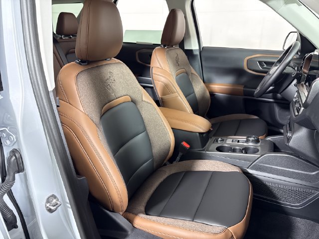 New 2026 Ford Bronco Sport Outer Banks w/ Outer Banks Tech Package+ AWD/4WD image 14