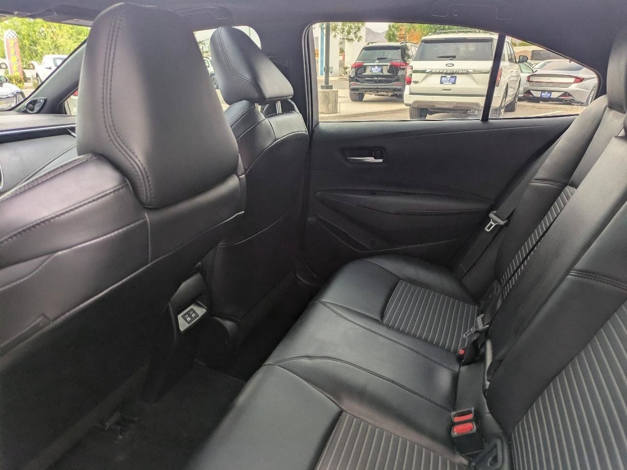 Used 2025 Toyota Corolla XSE FWD image 11