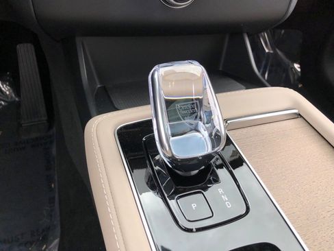 New 2026 Volvo XC90 B5 Plus image 29