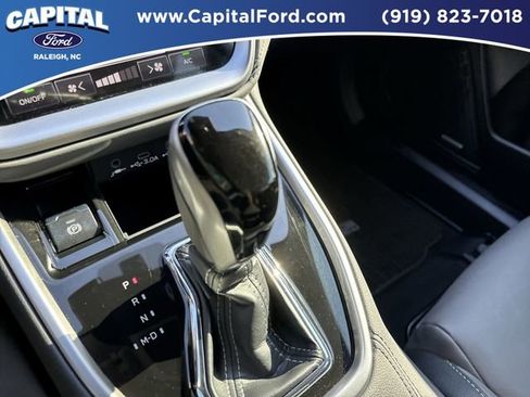 Used 2025 Subaru Outback Onyx Edition AWD/4WD image 30