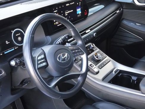Used 2024 Hyundai Palisade Calligraphy image 21