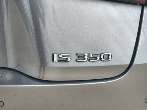 Used 2022 Lexus IS 350 F Sport RWD image 31