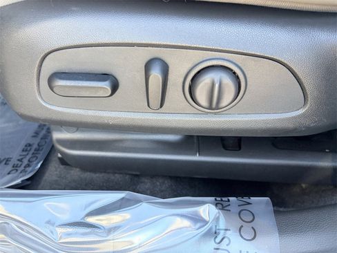 Used 2024 Chevrolet Trax ACTIV w/ Sunroof Package image 20