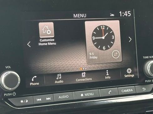 New 2025 Nissan Pathfinder SV w/ Black Appearance Package image 37