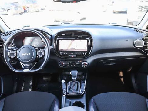 Used 2023 Kia Soul GT-Line FWD image 12