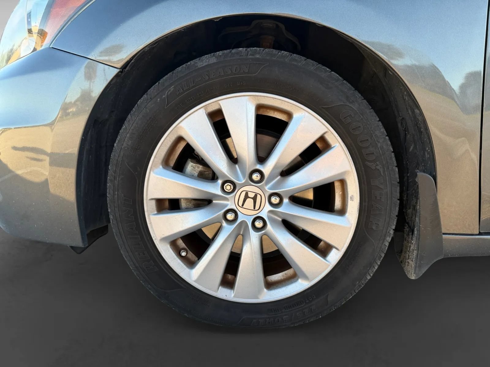 Used 2011 Honda Accord EX-L image 9