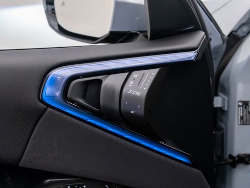 Certified 2025 BMW X3 xDrive30i w/ Premium Package image 15