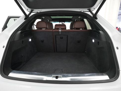 Used 2018 Audi Q3 2.0T Premium Plus w/ Premium Plus Package image 32