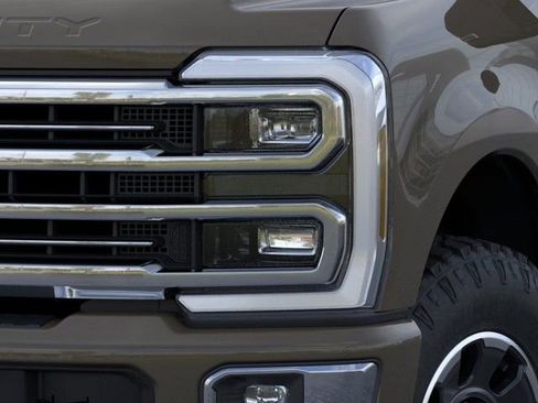 New 2026 Ford F250 Platinum w/ Platinum Plus Package AWD/4WD image 18
