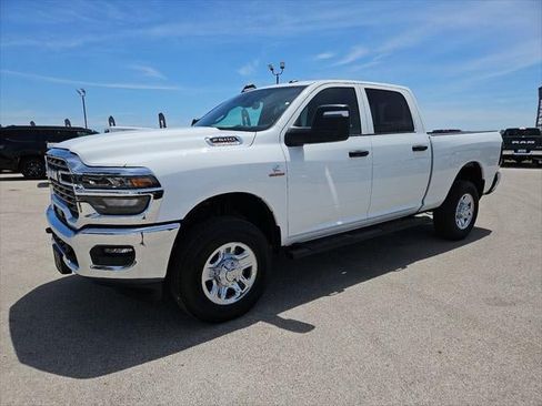 New 2026 RAM 2500 Tradesman AWD/4WD image 32