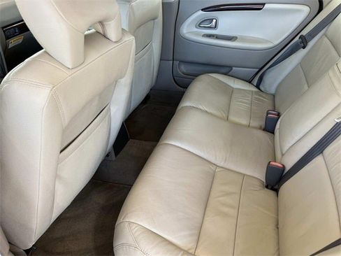 Used 2004 Volvo S40 image 18